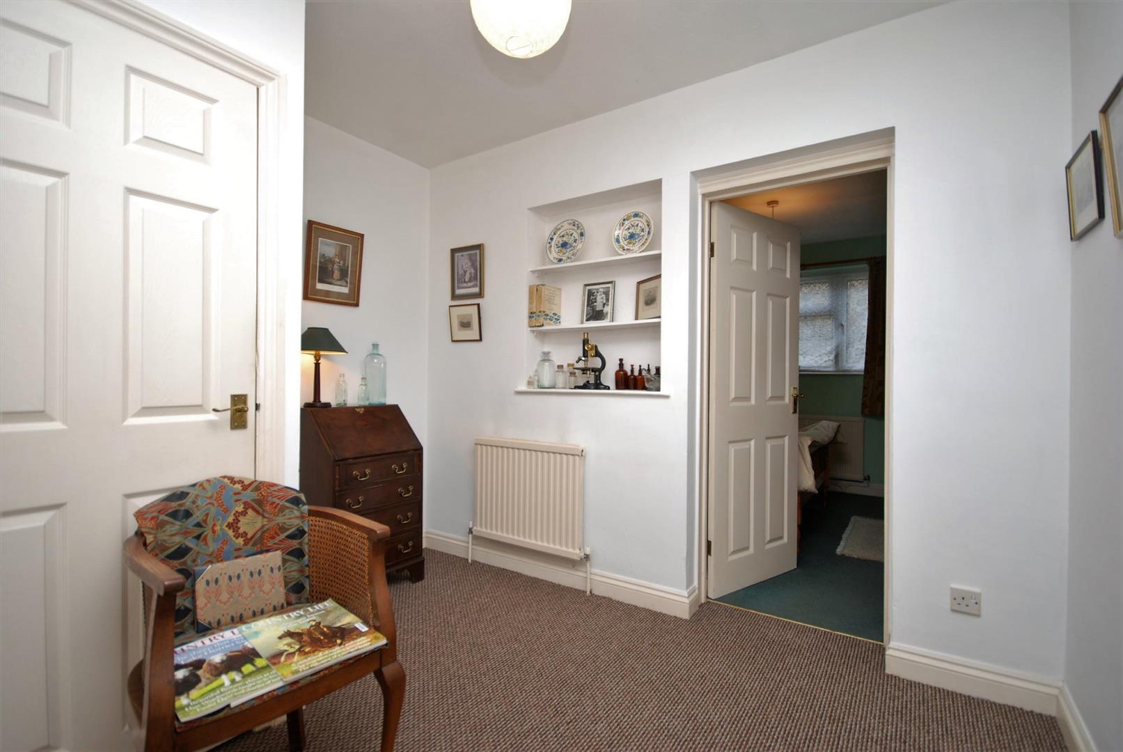 Geraints Way, Cowbridge, Vale of Glamorgan, CF71 7AY